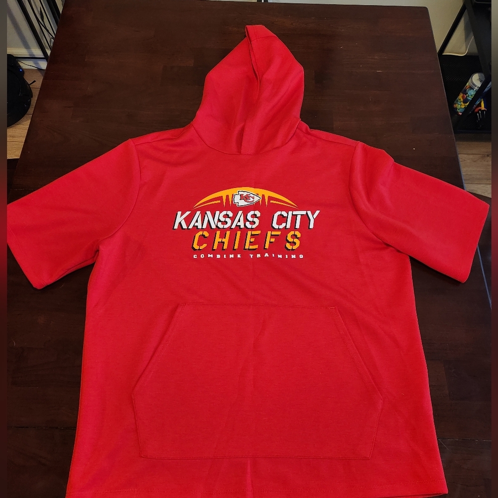 Kansas City Chiefs Combine Training - XL Short Sleeve Hoodie NWT